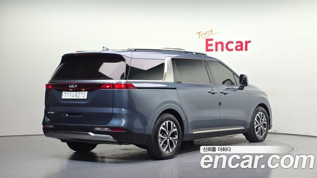 Kia Carnival (IV) Gasoline 11-Seater Signature 2023 — фото 2