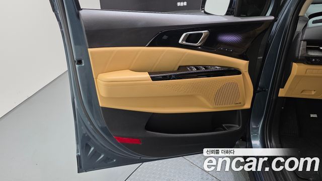 Kia Carnival (IV) Gasoline 11-Seater Signature 2023 — фото 24