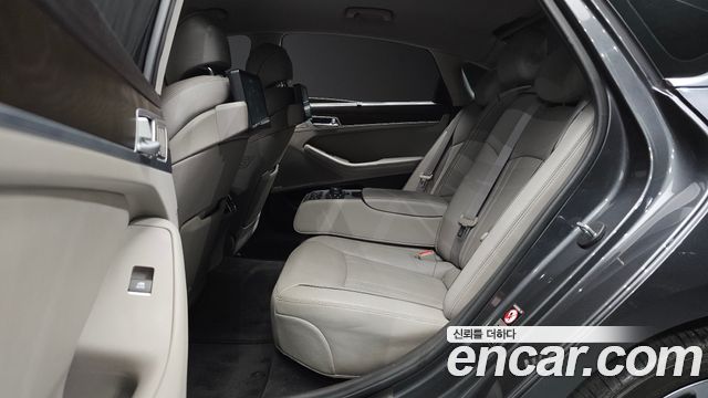 Genesis G80 3.3 GDI Premium Luxury 2017 — фото 11