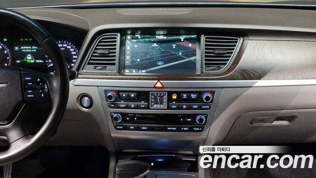Genesis G80 3.3 GDI Premium Luxury 2017 — фото 14