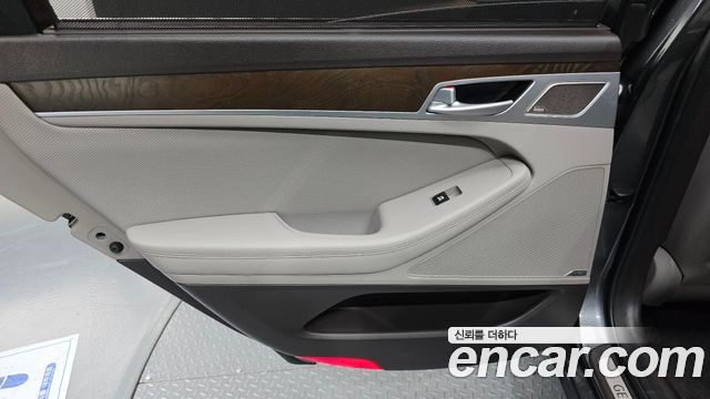 Genesis G80 3.3 GDI Premium Luxury 2017 — фото 25