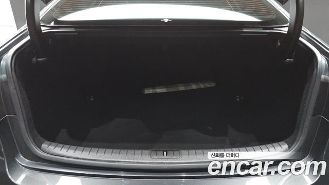 Genesis G80 3.3 GDI Premium Luxury 2017 — фото 34