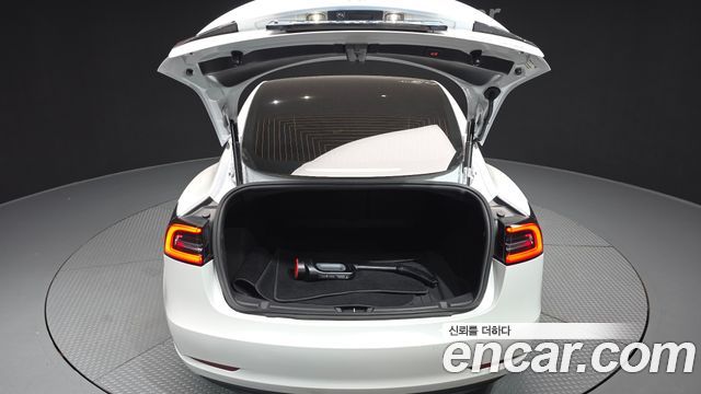 Tesla Model 3 Long Range AWD 2020 — фото 24