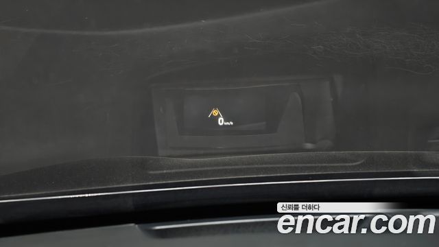 Genesis G80 3.3 GDI AWD Luxury 2017 — фото 17