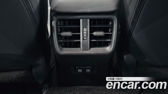 Lexus UX250h 2.0 AWD 2019 — фото 31