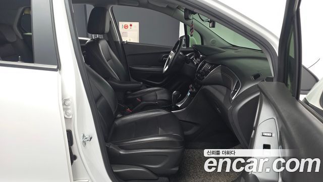Chevrolet Trax 1.4 Premier 2021 — фото 11