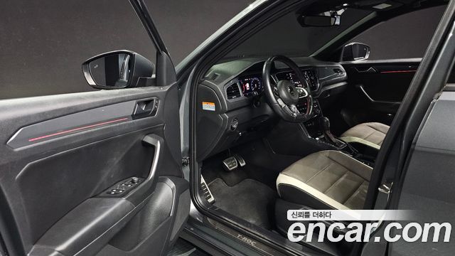 Volkswagen T-Roc 2.0 TDI Premium 2021 — фото 10