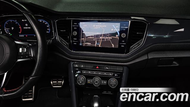 Volkswagen T-Roc 2.0 TDI Premium 2021 — фото 14