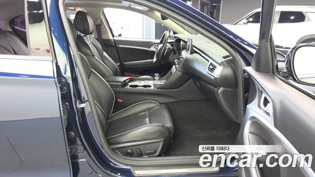 Genesis G70 2.0T AWD Supreme 2018 — фото 11
