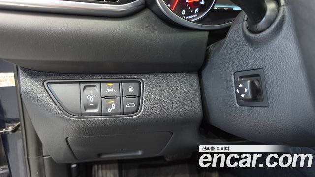 Genesis G70 2.0T AWD Supreme 2018 — фото 16