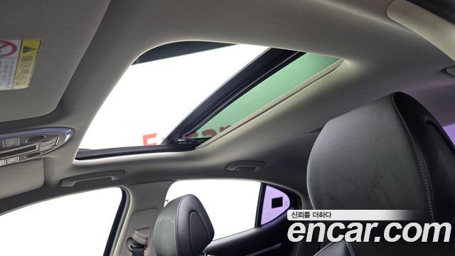 Genesis G70 2.0T AWD Supreme 2018 — фото 19