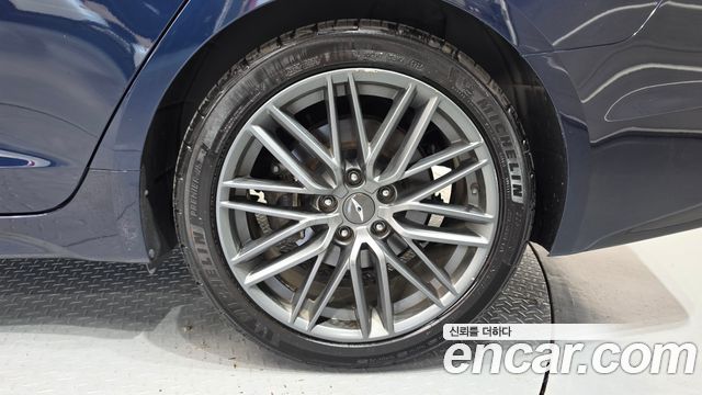 Genesis G70 2.0T AWD Supreme 2018 — фото 21