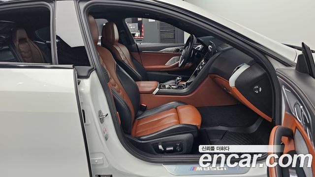 BMW 8 Series (G15) M850i xDrive Gran Coupe 2023 — фото 15