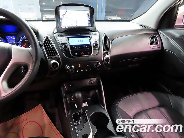 Hyundai Tucson ix Diesel 2WD X20 Luxury 2013 — фото 19