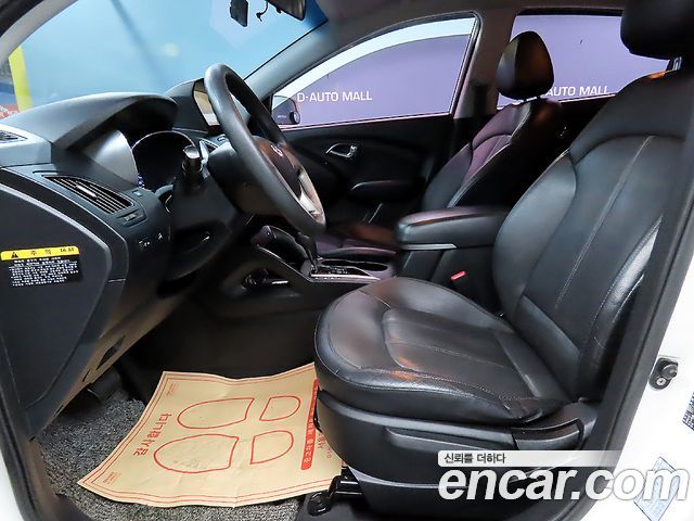 Hyundai Tucson ix Diesel 2WD X20 Luxury 2013 — фото 20