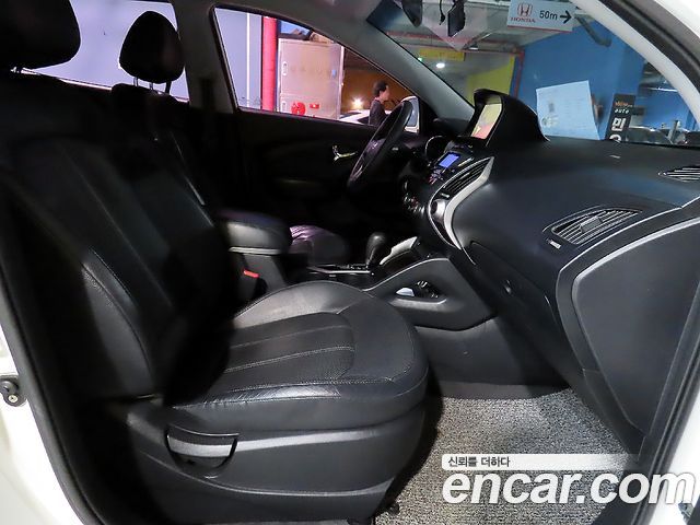 Hyundai Tucson ix Diesel 2WD X20 Luxury 2013 — фото 22
