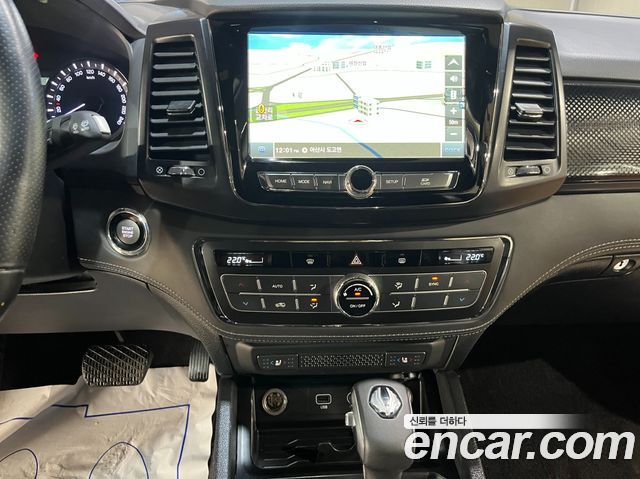 KG Mobility (SsangYong) Rexton Sports Khan Diesel 2.2 4WD Dynamic Edition (5-Link) 2020 — фото 20