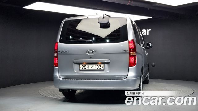 Hyundai Grand Starex Van 3-Seater Smart 2021 — фото 4