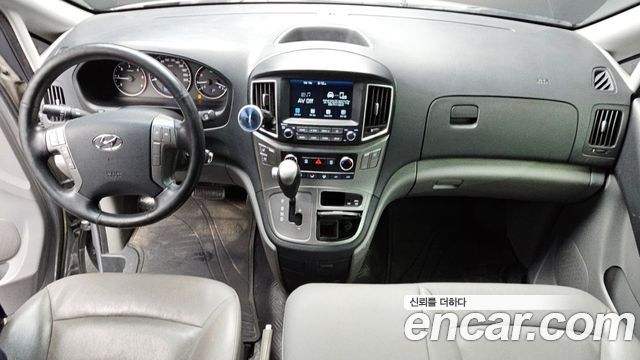 Hyundai Grand Starex Van 3-Seater Smart 2021 — фото 7