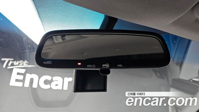 Hyundai Grand Starex Van 3-Seater Smart 2021 — фото 16