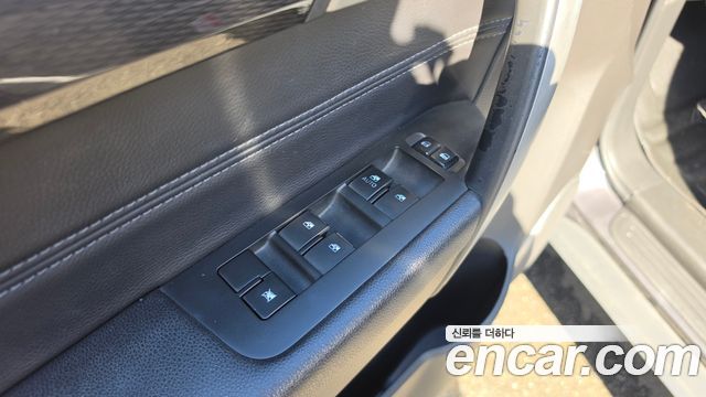 Chevrolet Captiva 2WD LT 2015 — фото 30