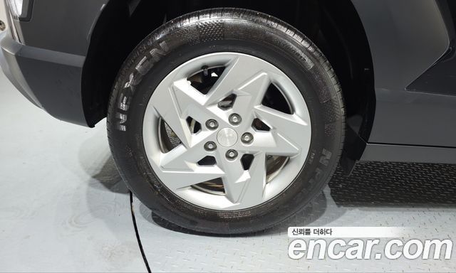 Hyundai Kona (SX2) Gasoline 1.6 Turbo 2WD Premium 2023 — фото 5