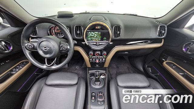 MINI Cooper D Countryman ALL4 HIGH 2nd 2018 — фото 7