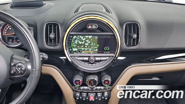MINI Cooper D Countryman ALL4 HIGH 2nd 2018 — фото 13