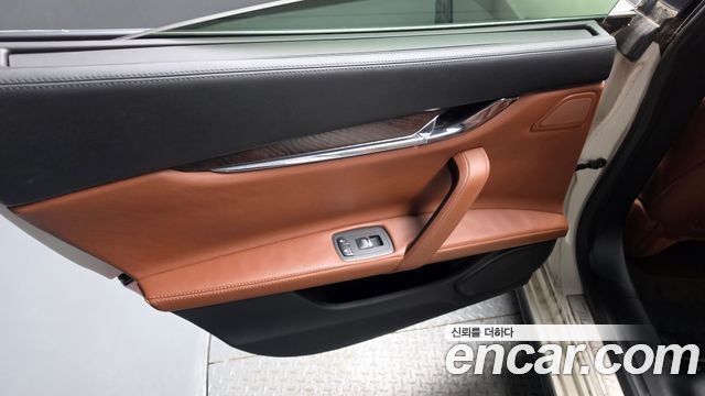 Maserati Quattroporte 3.0 Diesel 2015 — фото 25