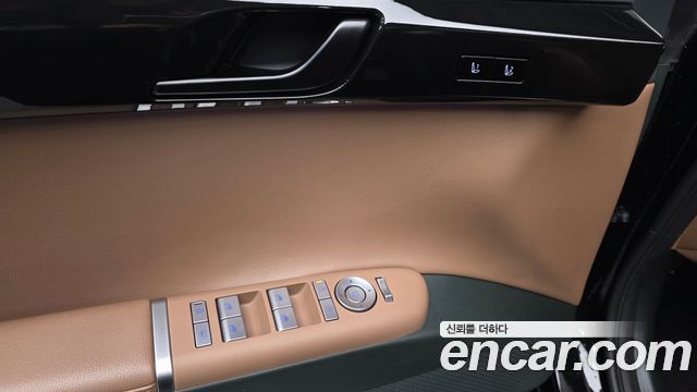 Hyundai Grandeur (GN7) 3.5 LPG 2WD Exclusive 2023 — фото 11