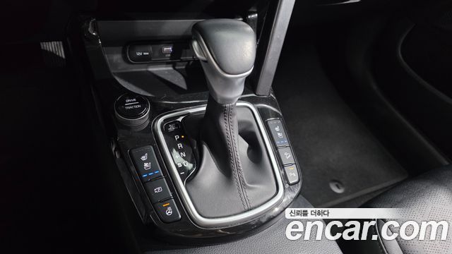Kia Seltos Gasoline 1.6 Turbo 2WD Prestige 2023 — фото 9
