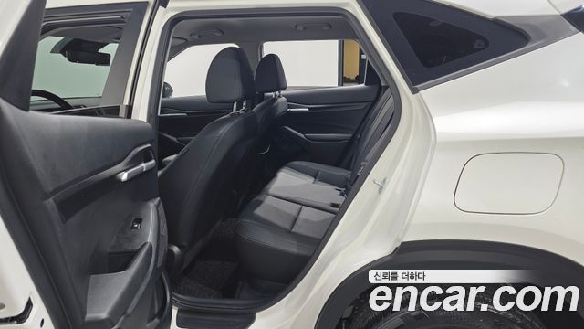 Kia Seltos Gasoline 1.6 Turbo 2WD Prestige 2023 — фото 11