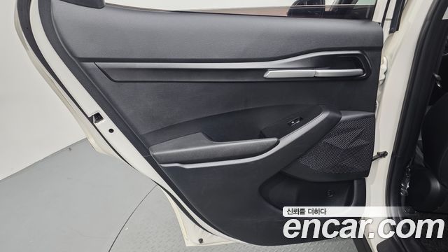 Kia Seltos Gasoline 1.6 Turbo 2WD Prestige 2023 — фото 25