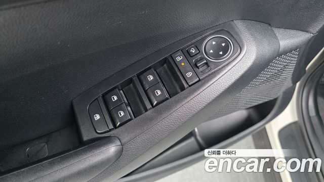Kia Seltos Gasoline 1.6 Turbo 2WD Prestige 2023 — фото 33