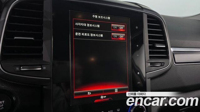 Renault Korea QM6 2.0 LPe RE Signature 2WD 2022 — фото 18