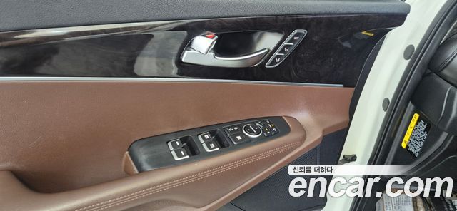 Kia Carnival 9-seater Prestige 2016 — фото 15