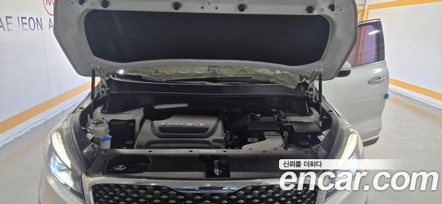 Kia Carnival 9-seater Prestige 2016 — фото 22