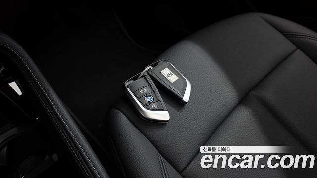 BMW X1 (F48) xDrive 20i xLine 2022 — фото 19