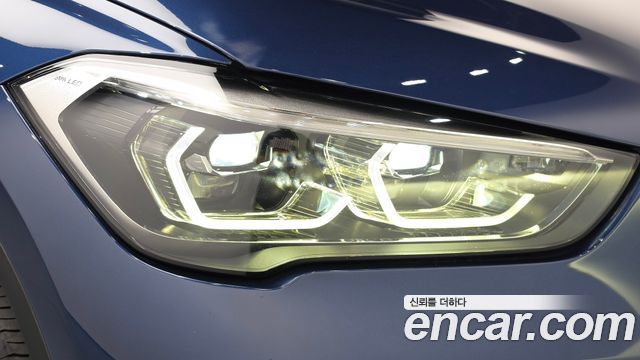BMW X1 (F48) xDrive 20i xLine 2022 — фото 28