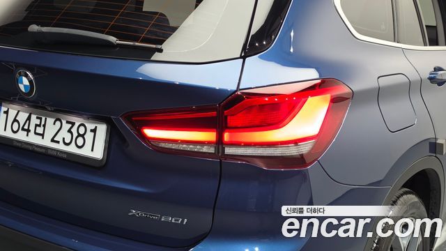BMW X1 (F48) xDrive 20i xLine 2022 — фото 29