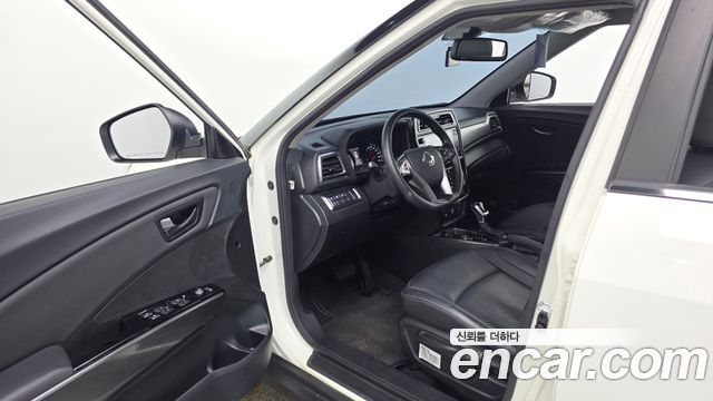 KG Mobility (SsangYong) Very New Tivoli Gasoline 1.5 2WD V1 2020 — фото 10