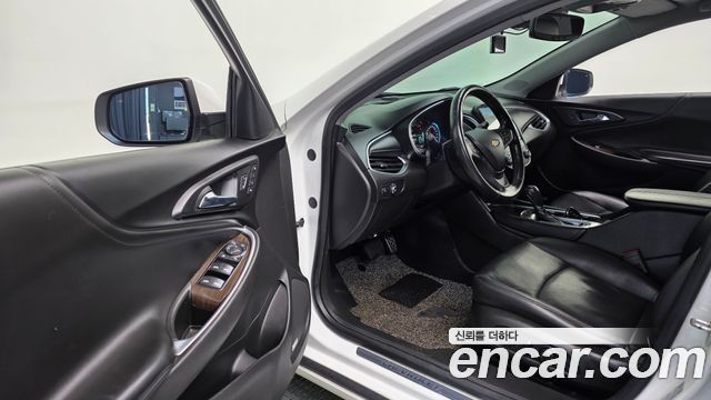 Chevrolet Malibu 2.0 Turbo LTZ Premium 2017 — фото 12
