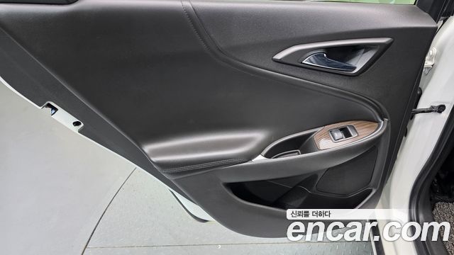 Chevrolet Malibu 2.0 Turbo LTZ Premium 2017 — фото 25