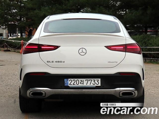 Mercedes-Benz GLE-Class (W167) GLE450d 4MATIC Coupe 2024 — фото 4
