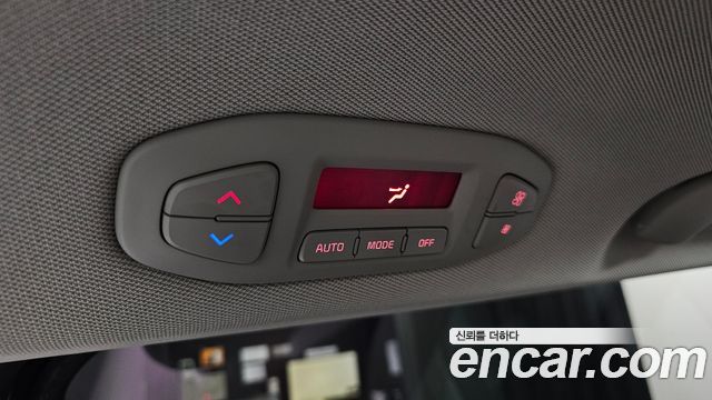 Kia Carnival 9-seater Prestige 2016 — фото 36