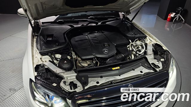 Mercedes-Benz E-Class (W213) E220d Exclusive 2019 — фото 6