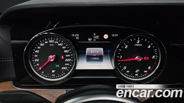 Mercedes-Benz E-Class (W213) E220d Exclusive 2019 — фото 8