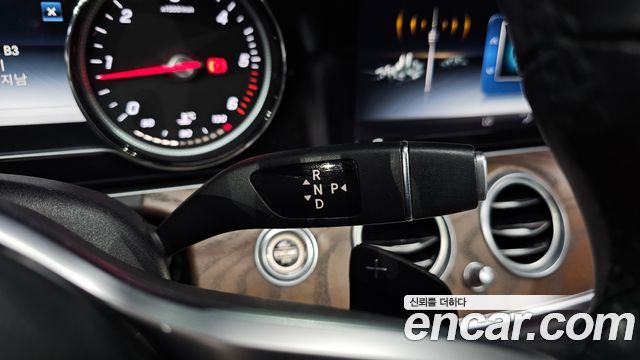 Mercedes-Benz E-Class (W213) E220d Exclusive 2019 — фото 9