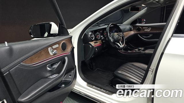 Mercedes-Benz E-Class (W213) E220d Exclusive 2019 — фото 10
