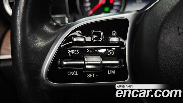 Mercedes-Benz E-Class (W213) E220d Exclusive 2019 — фото 18